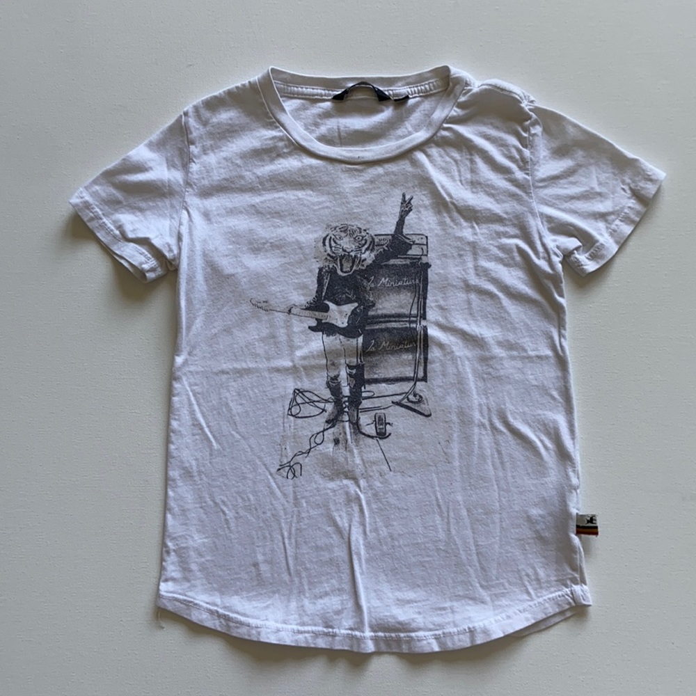 La Miniatura short sleeve graphic tee